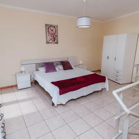 Calheta شقة