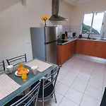 Calheta Apartamento *
