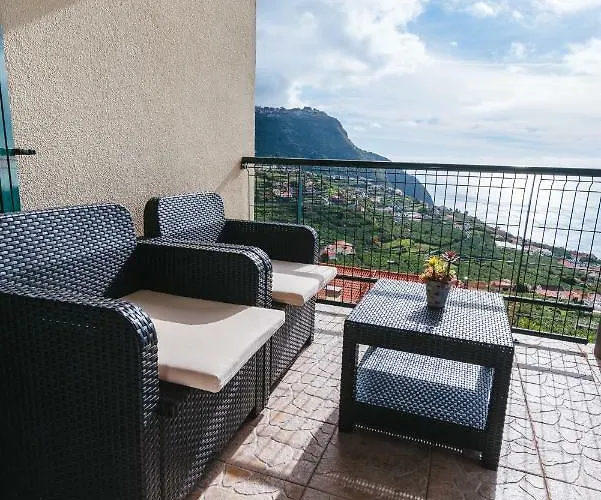 Calheta Apartment *